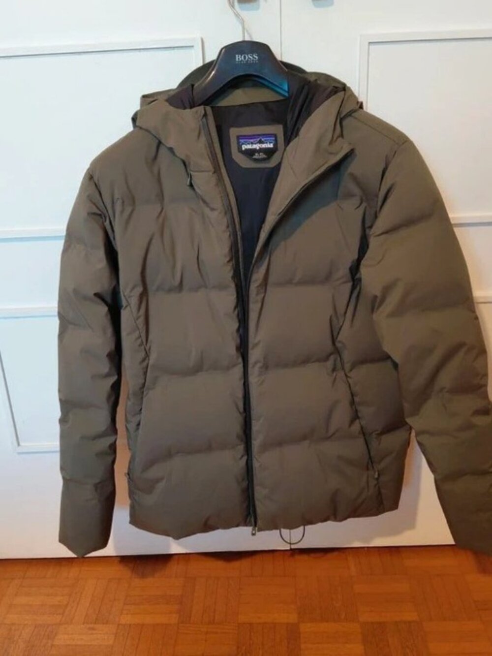 Patagonia Men's Jackson Glacier Down Jacket Khaki XL